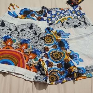 Junglee Billee Artistic Blue and Orange Light with Intricate Design